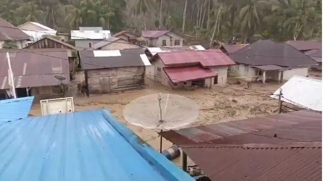 Banjir Bandang Menerjang Kabupaten Tapanuli Selatan, 10 Warga Terluka